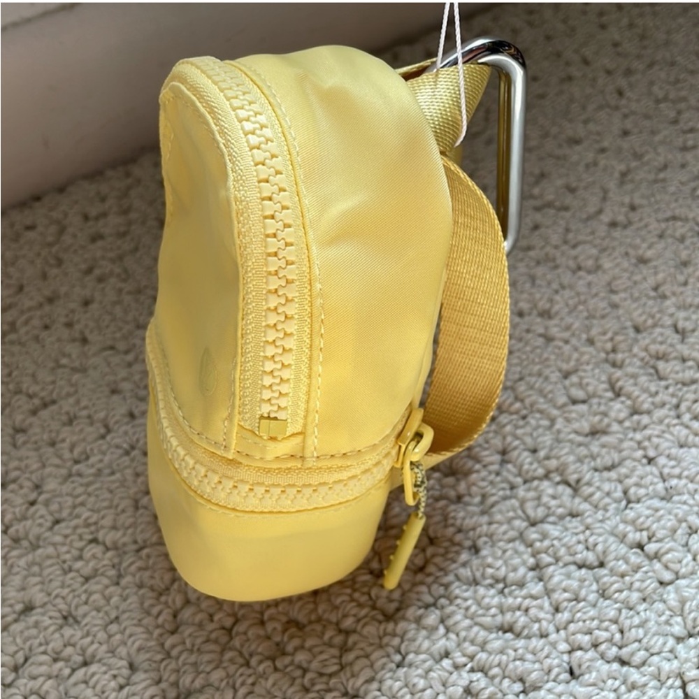 Lululemon Sunray Yellow City Adventurer Backpack Nano - Picture 8 of 16